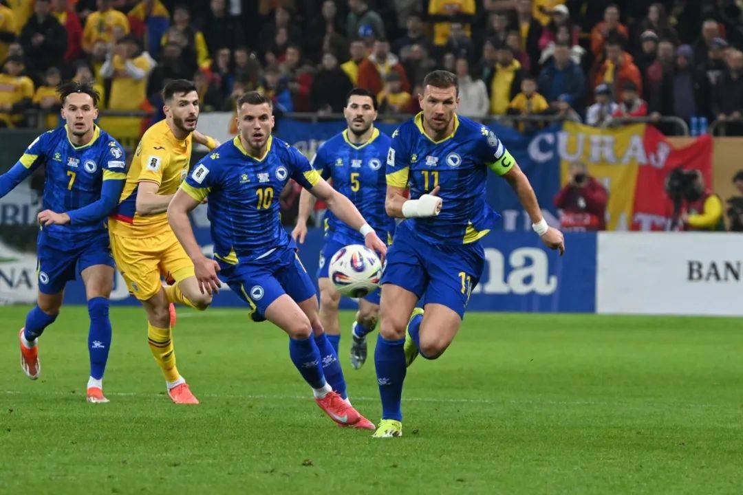 爆冷!世界杯强队意外出局震惊全场 爆冷!世界杯强队意外出局震惊全场