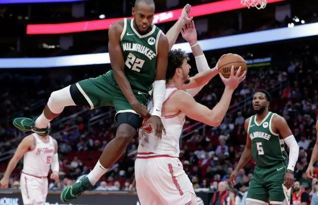 吉林队碾压辽宁队，字母哥状态火热