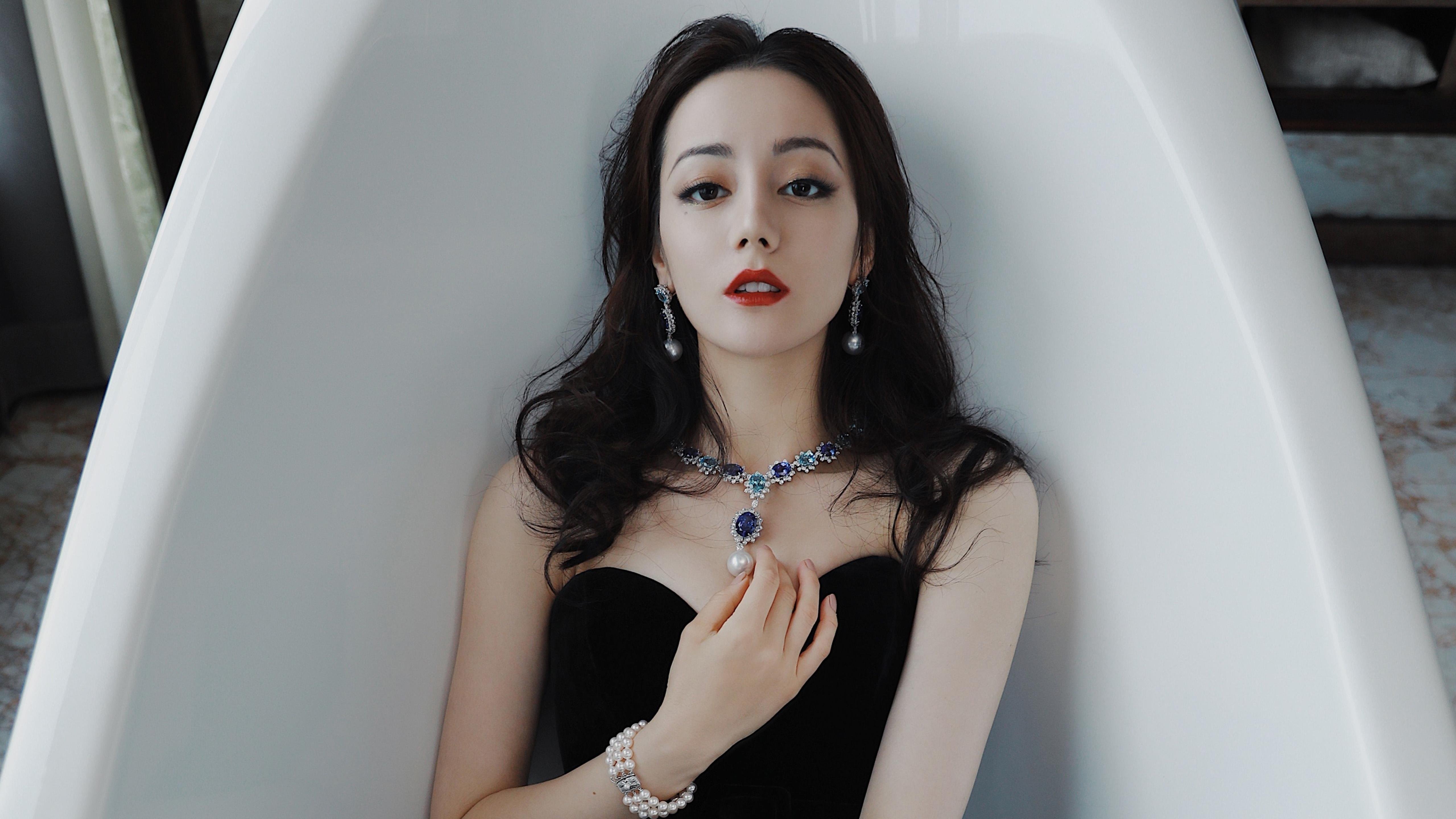 杜兰特死神降临,欧文闪耀,但利拉德神迹改写剧本,篮网斩落独行侠之夜