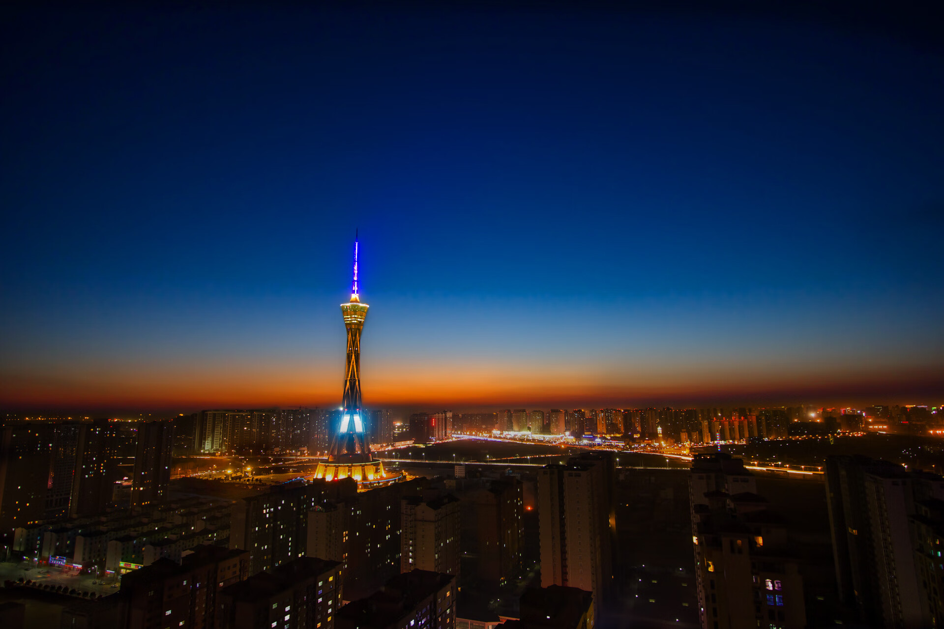 欧冠决赛之夜,恩比德的教科书级表现