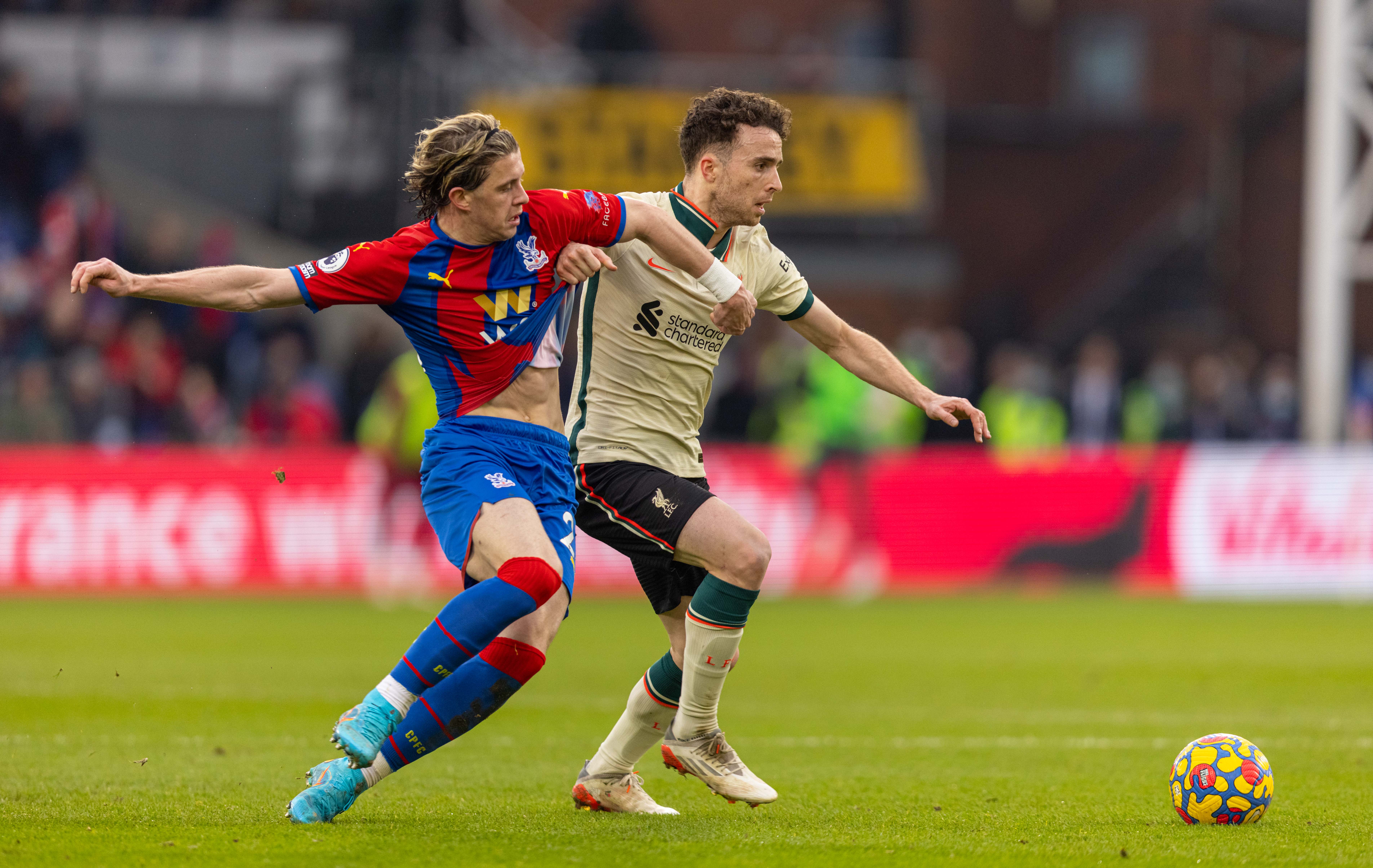 开云体育入口-厄瓜多尔速胜毕尔巴鄂，法比尼奥关键节点连续得分